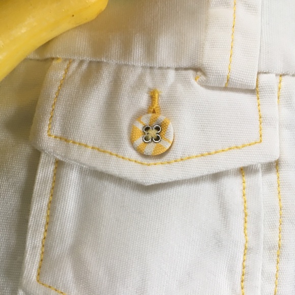 LL Bean White Mini Skirt w/Yellow Stitching Size14 - Picture 3 of 4